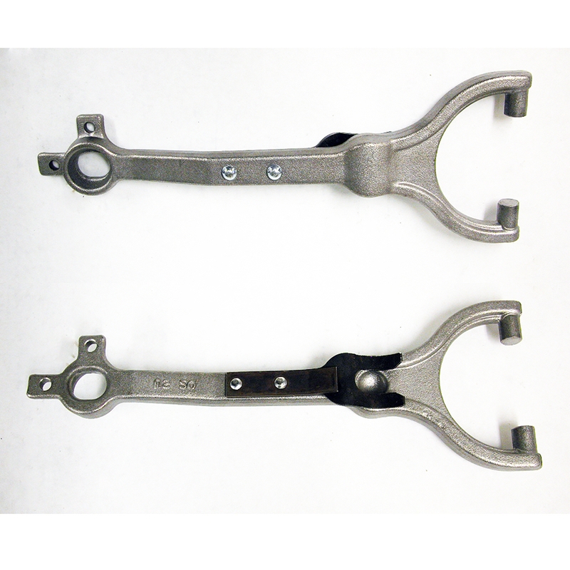 CF9821 Clutch Fork: Ford 500 600 700 800 V8 Gas 6.1L 370cid 7.0L